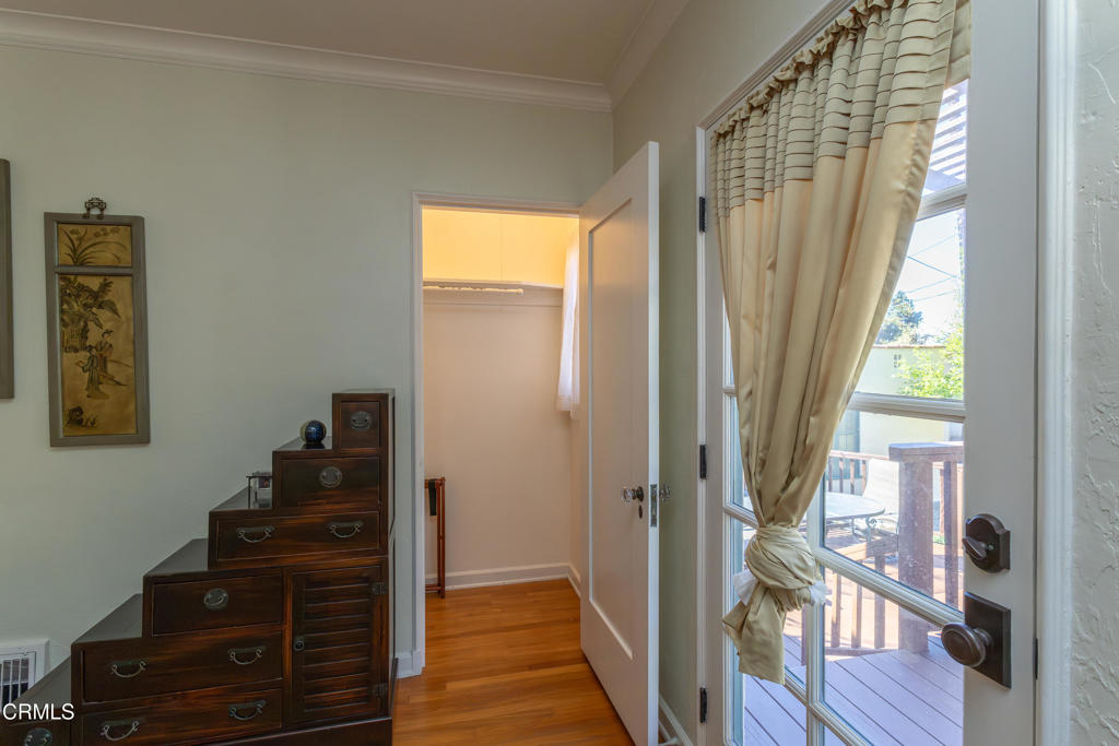 2069 Mar Vista Avenue