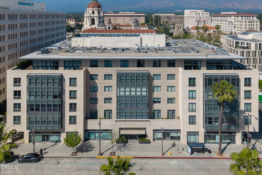 345 E Colorado Boulevard 302