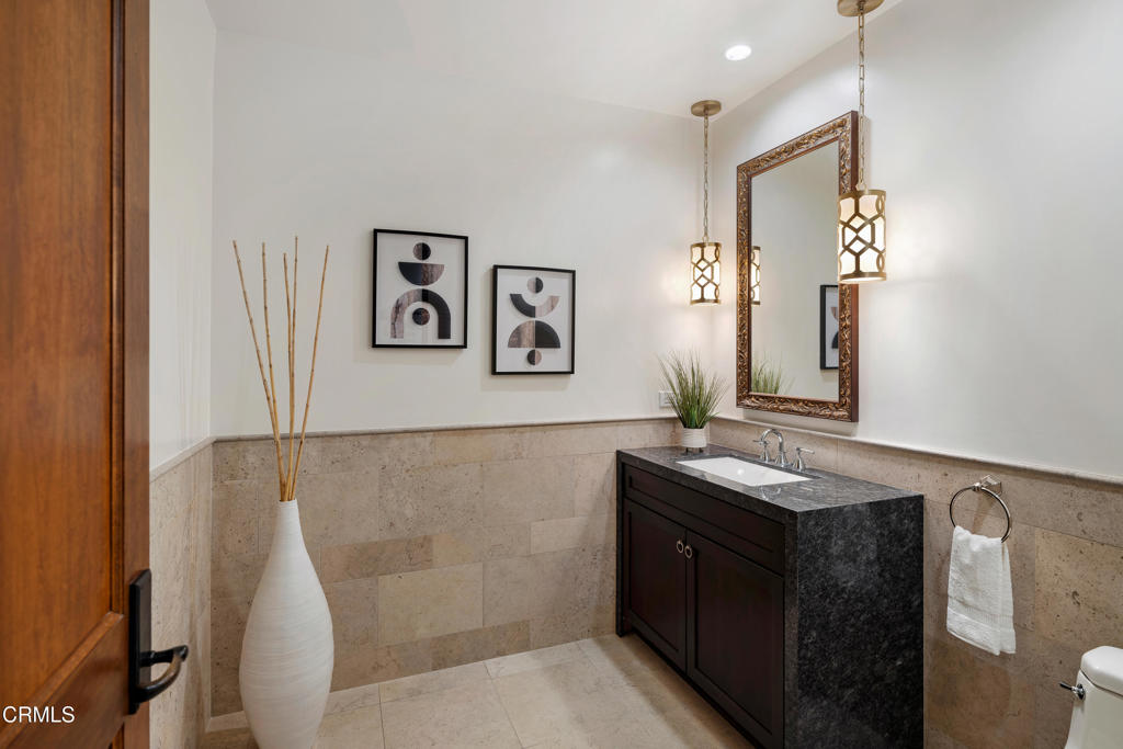 345 E Colorado Boulevard 302