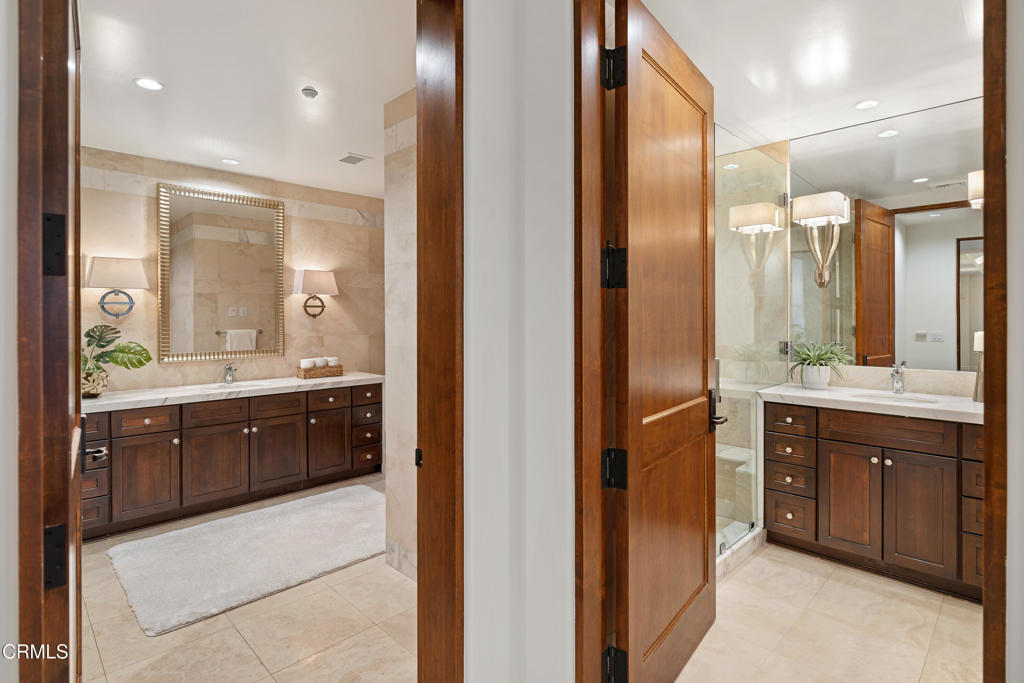 345 E Colorado Boulevard 302