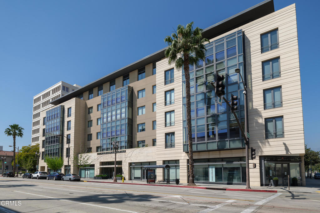 345 E Colorado Boulevard 302