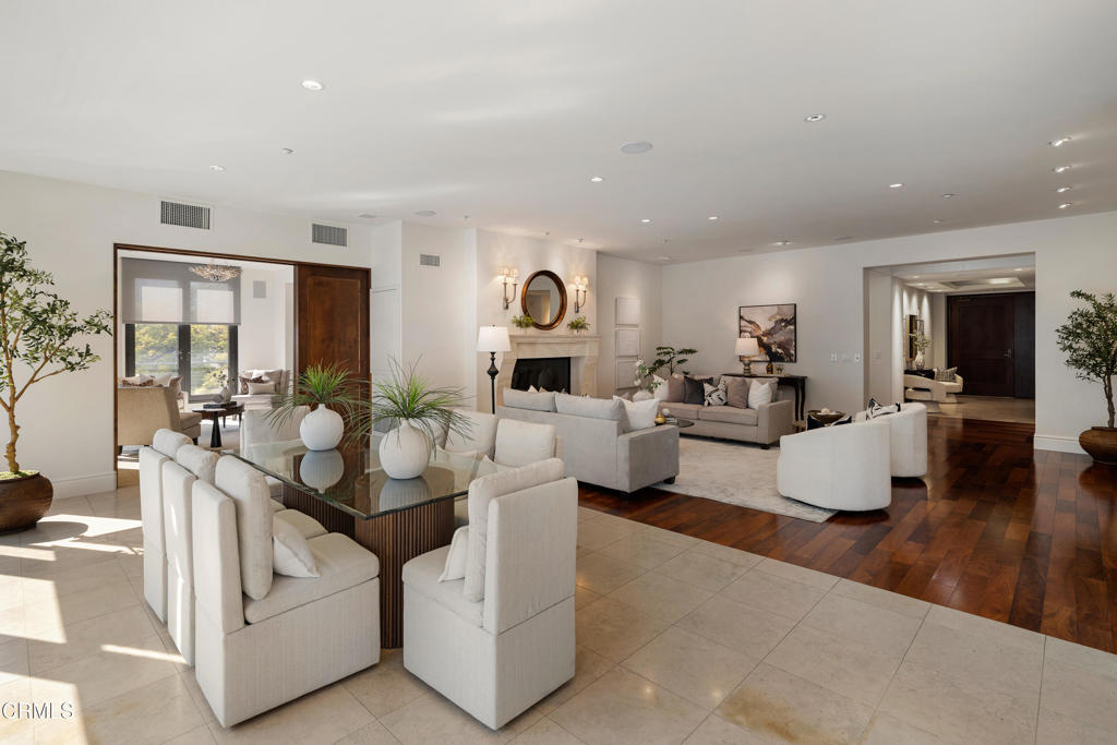 345 E Colorado Boulevard 302