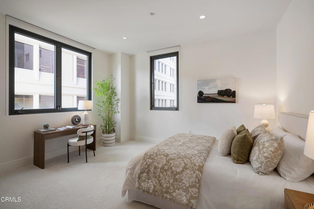 345 E Colorado Boulevard 302