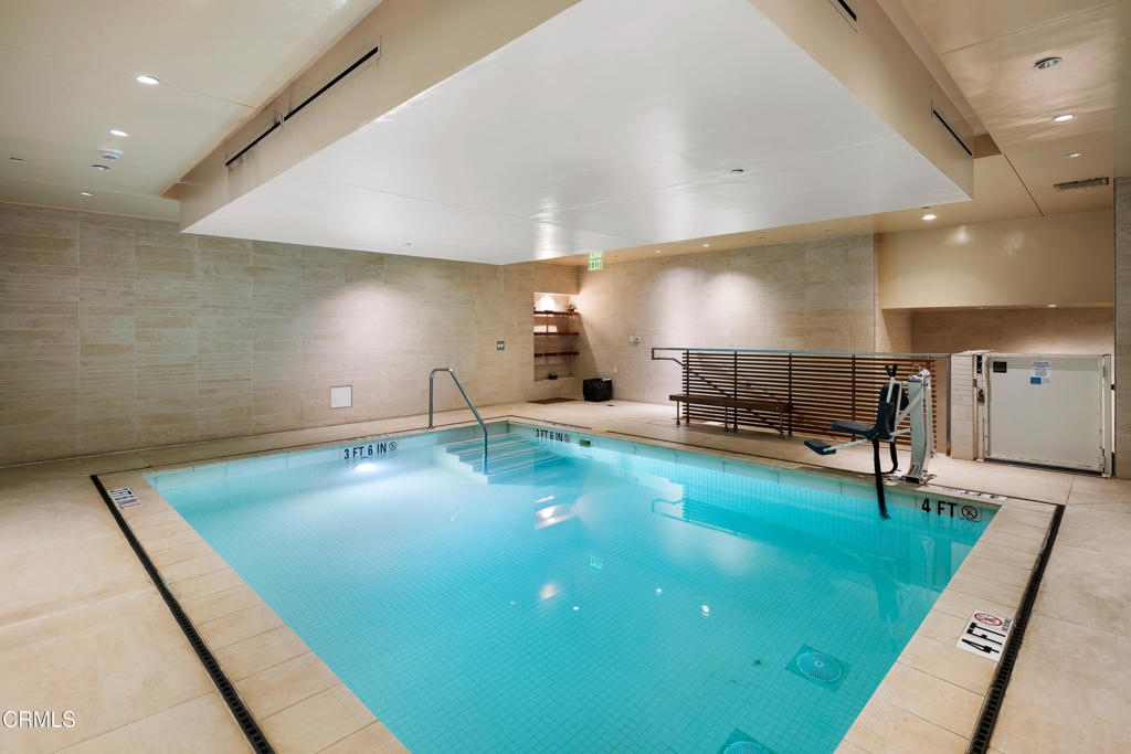 345 E Colorado Boulevard 302