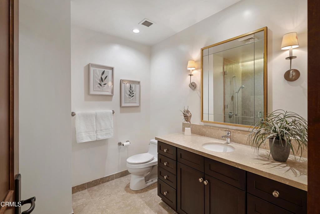 345 E Colorado Boulevard 302