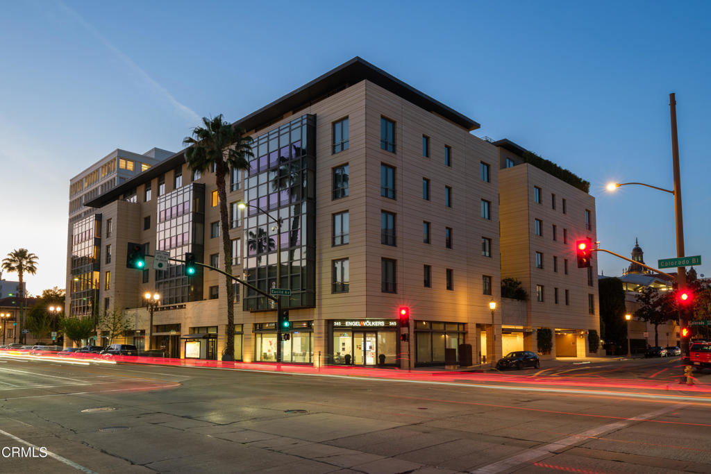 345 E Colorado Boulevard 302