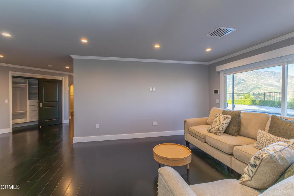 481 Starlight Crest Drive