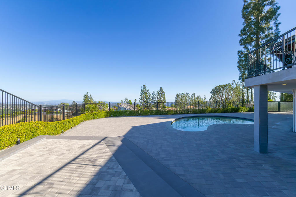 481 Starlight Crest Drive