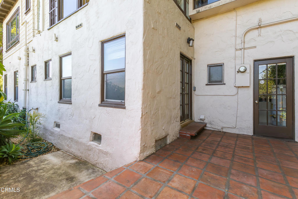 854 Oneonta Drive