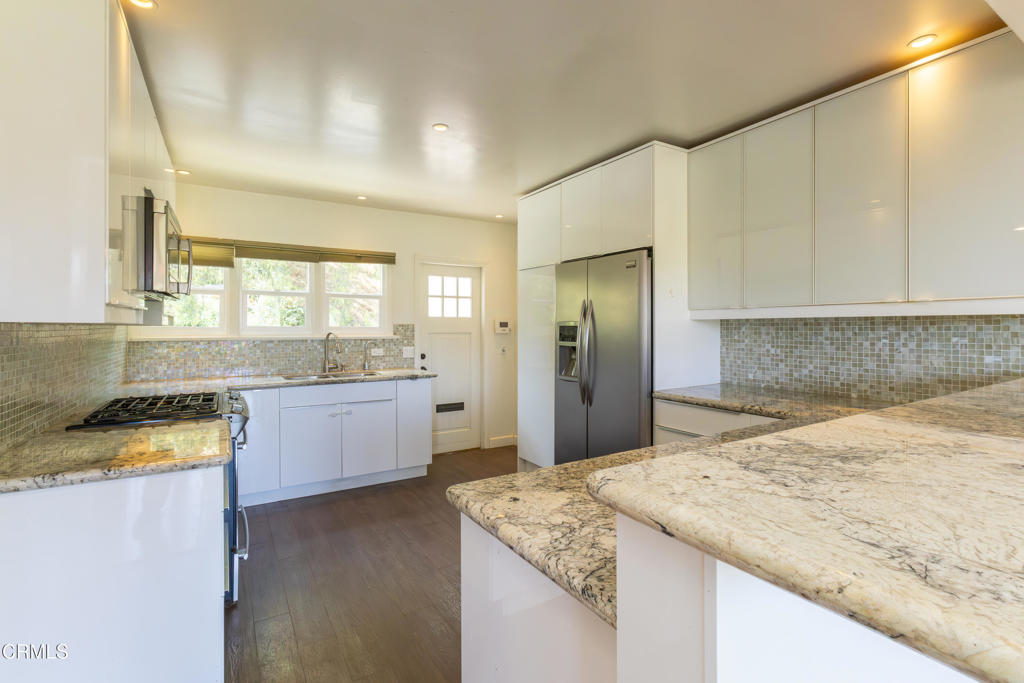 854 Oneonta Drive