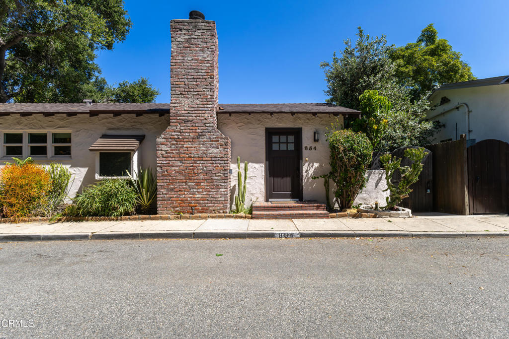 854 Oneonta Drive
