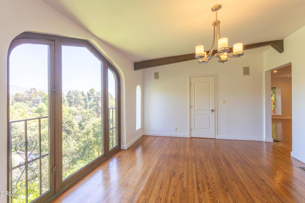 854 Oneonta Drive
