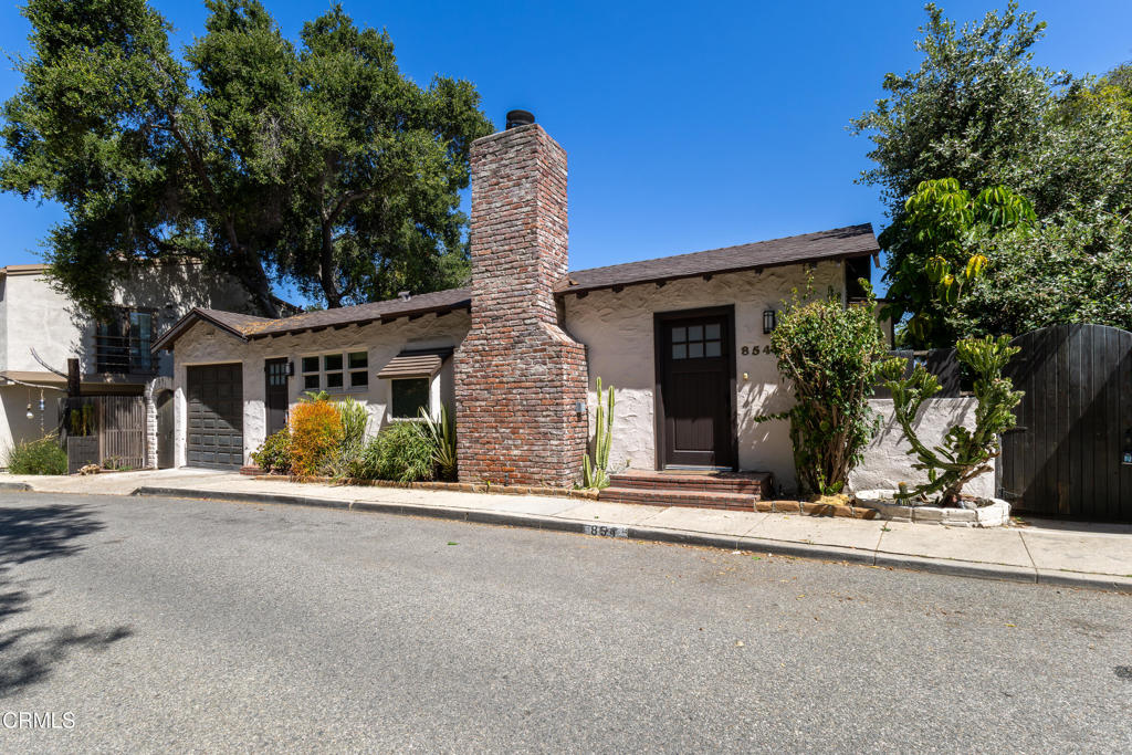 854 Oneonta Drive