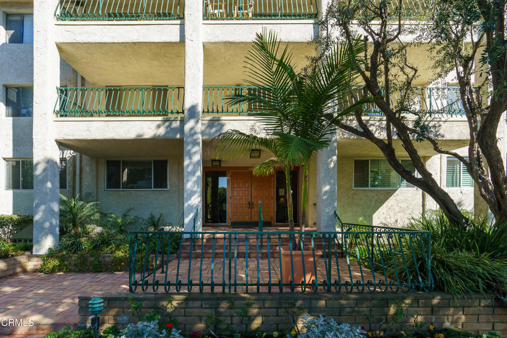 420 S Madison Avenue 203