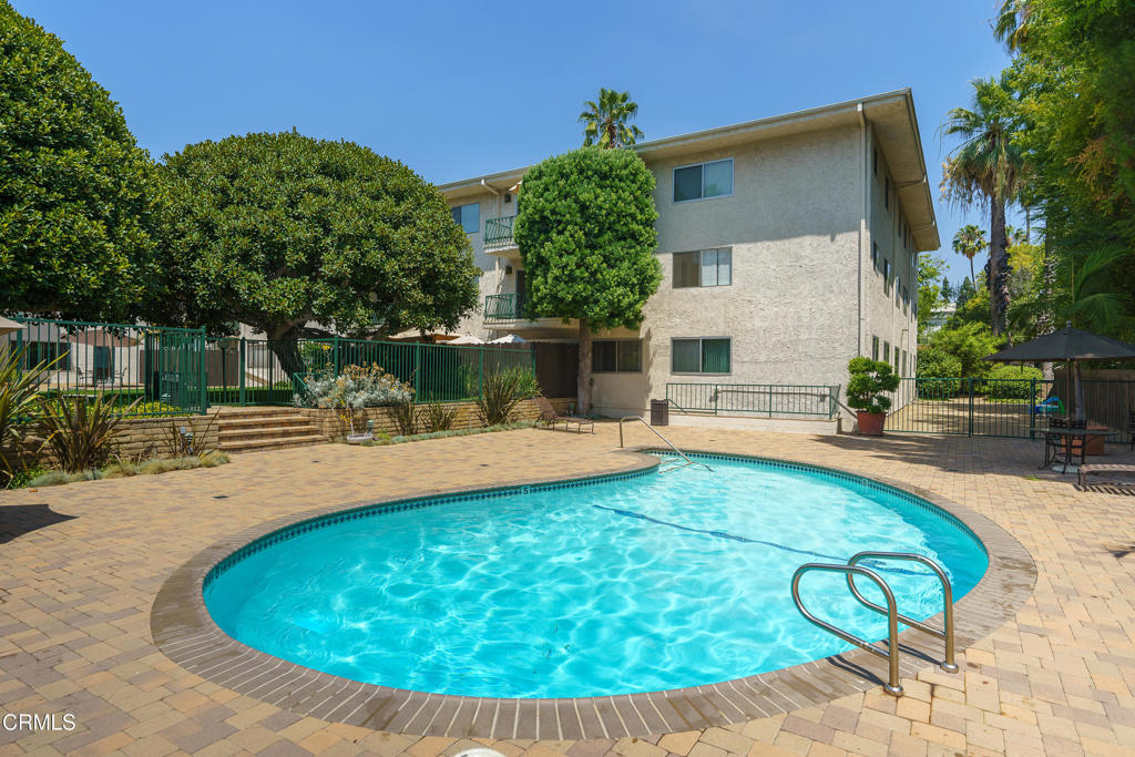 420 S Madison Avenue 203