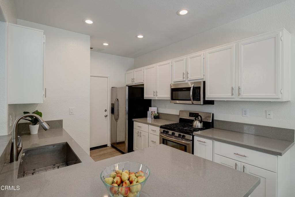 1099 Rosewalk Way