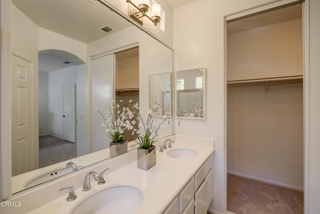 1099 Rosewalk Way