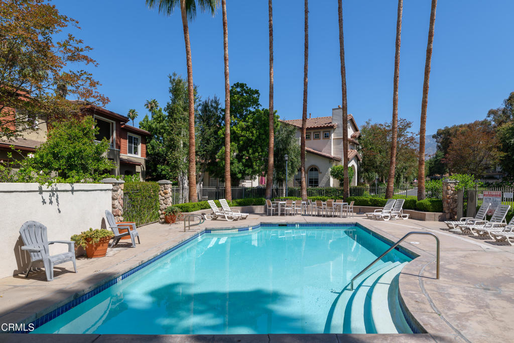 1099 Rosewalk Way