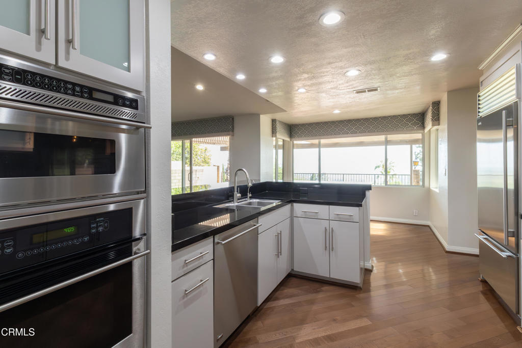1212 Arno Drive