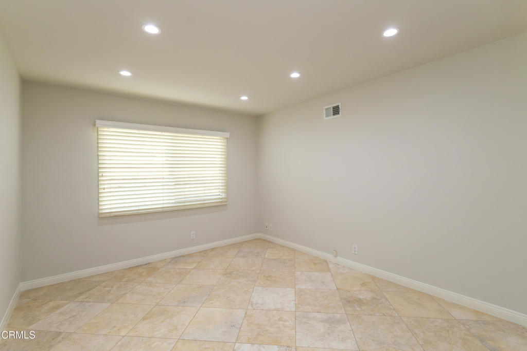 1212 Arno Drive