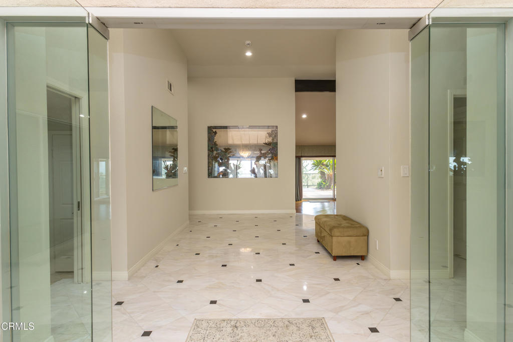 1212 Arno Drive