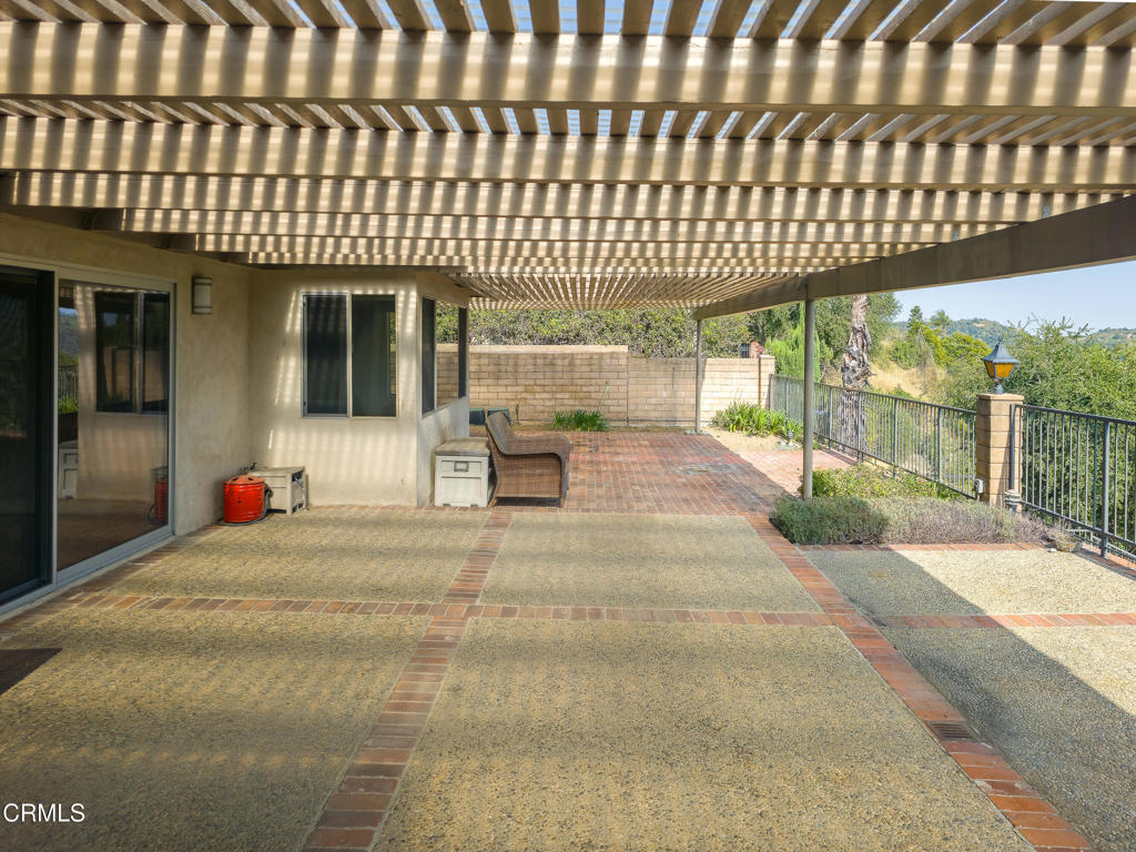 1212 Arno Drive