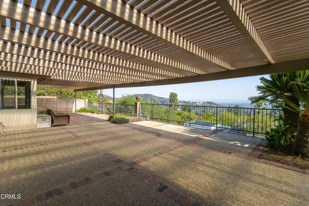 1212 Arno Drive