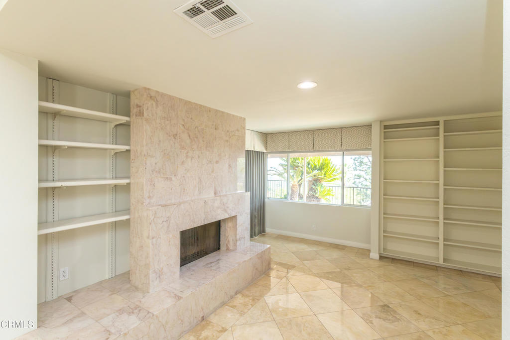 1212 Arno Drive