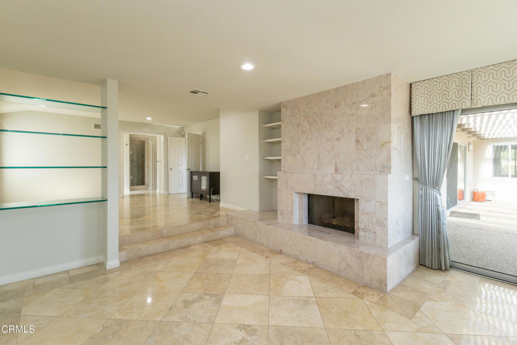 1212 Arno Drive