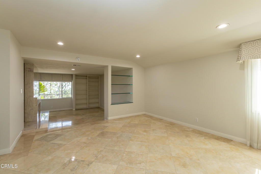 1212 Arno Drive