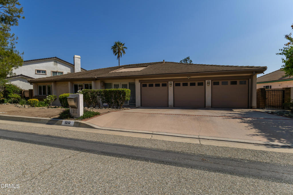 1212 Arno Drive