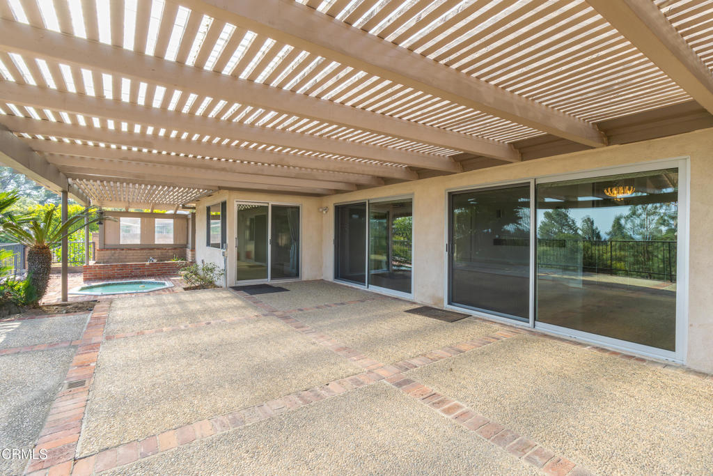 1212 Arno Drive