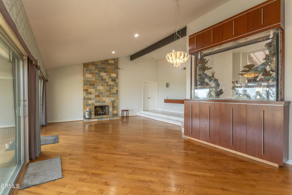 1212 Arno Drive