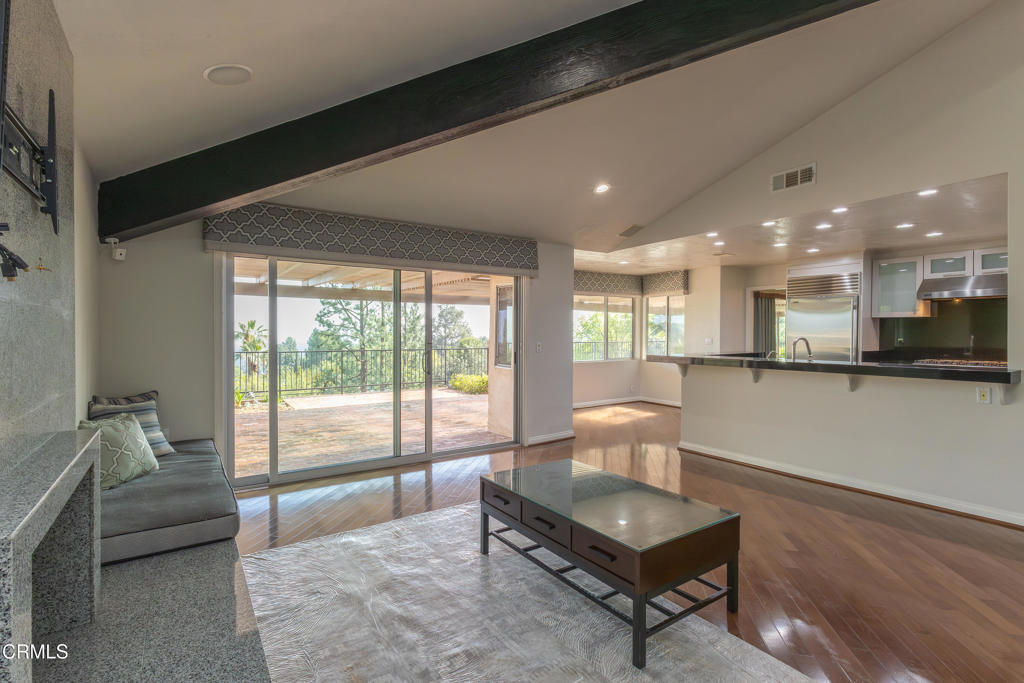 1212 Arno Drive