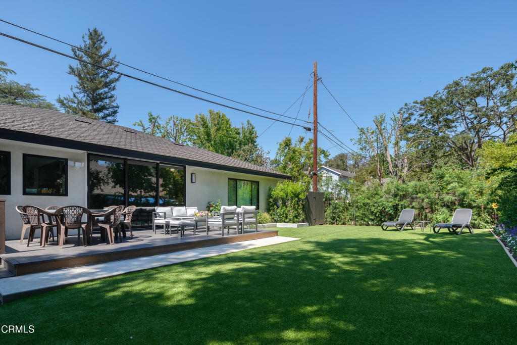 4428 Oakwood Avenue