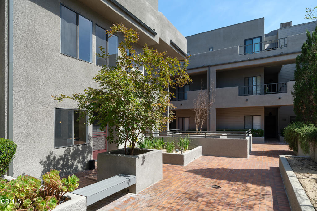 1310 E Orange Grove Boulevard 128