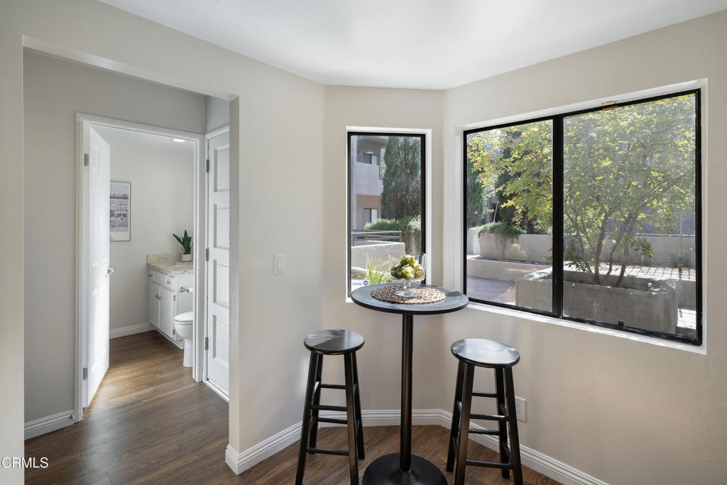 1310 E Orange Grove Boulevard 128