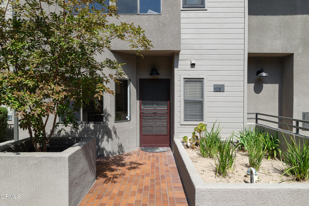 1310 E Orange Grove Boulevard 128