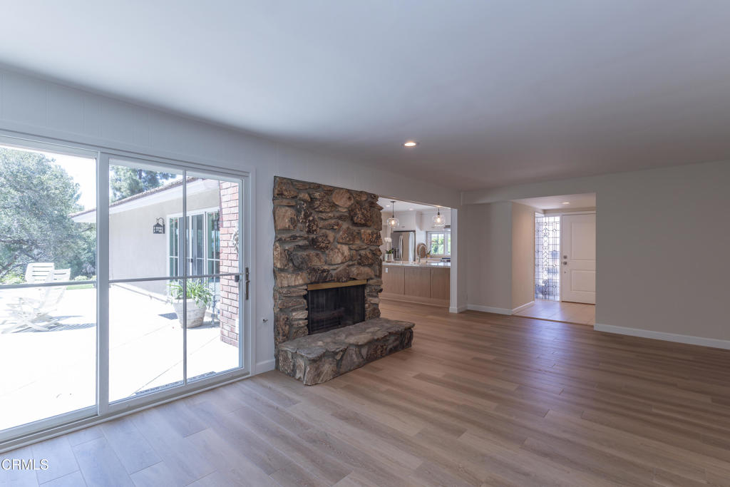 555 Paulette Place