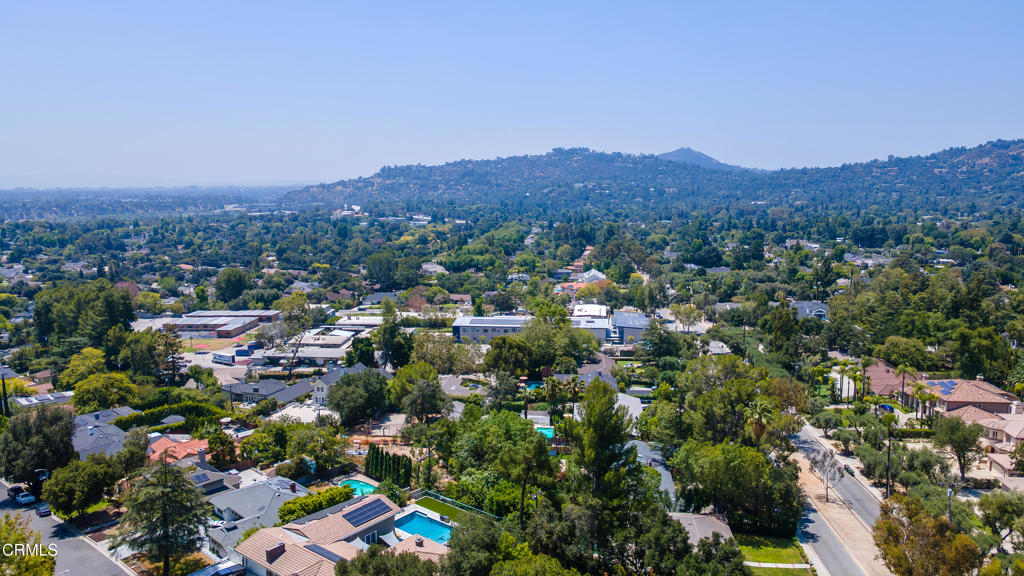 555 Paulette Place