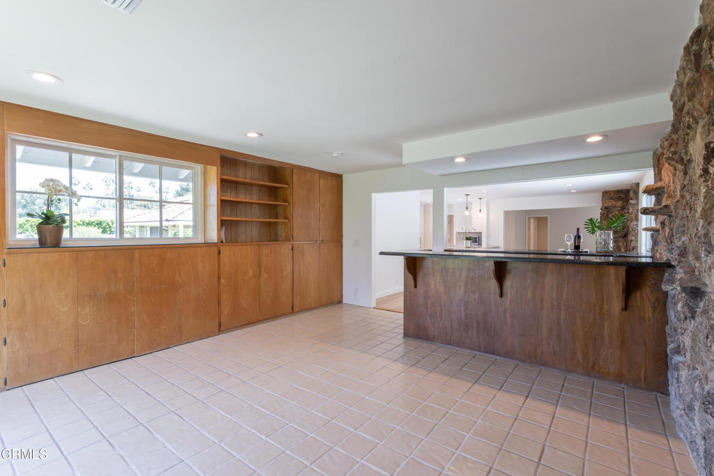 555 Paulette Place