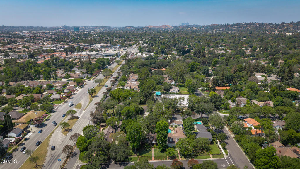 2225 El Molino Place