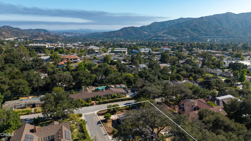 2137 Lyans Drive