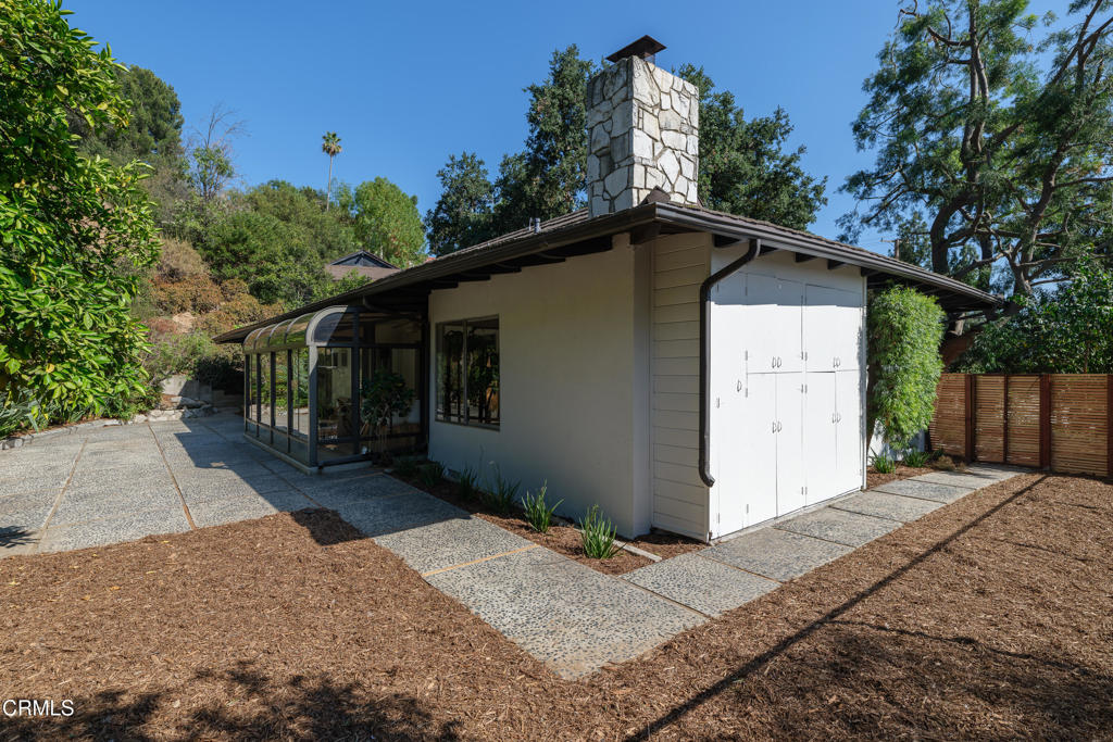 3271 New York Drive