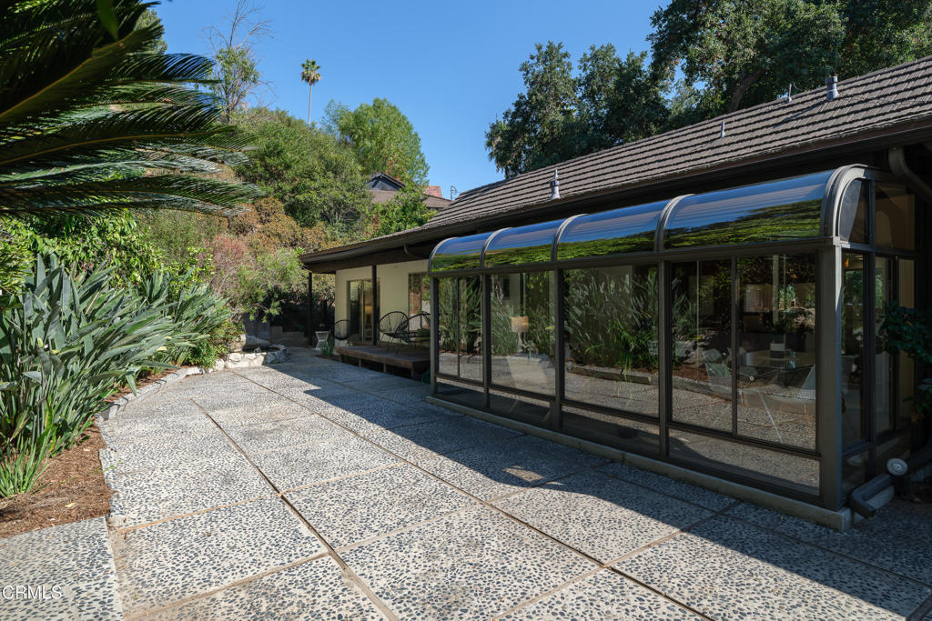 3271 New York Drive