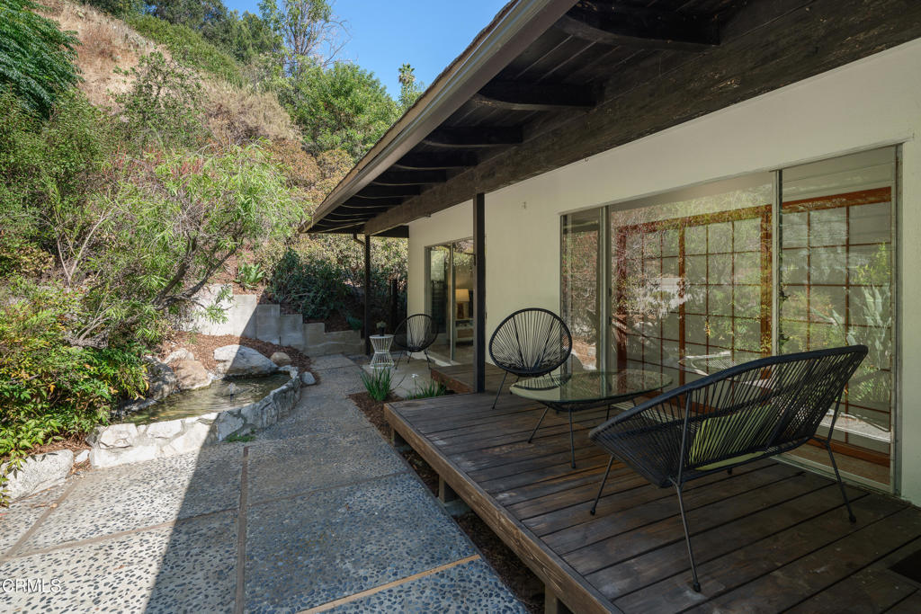 3271 New York Drive