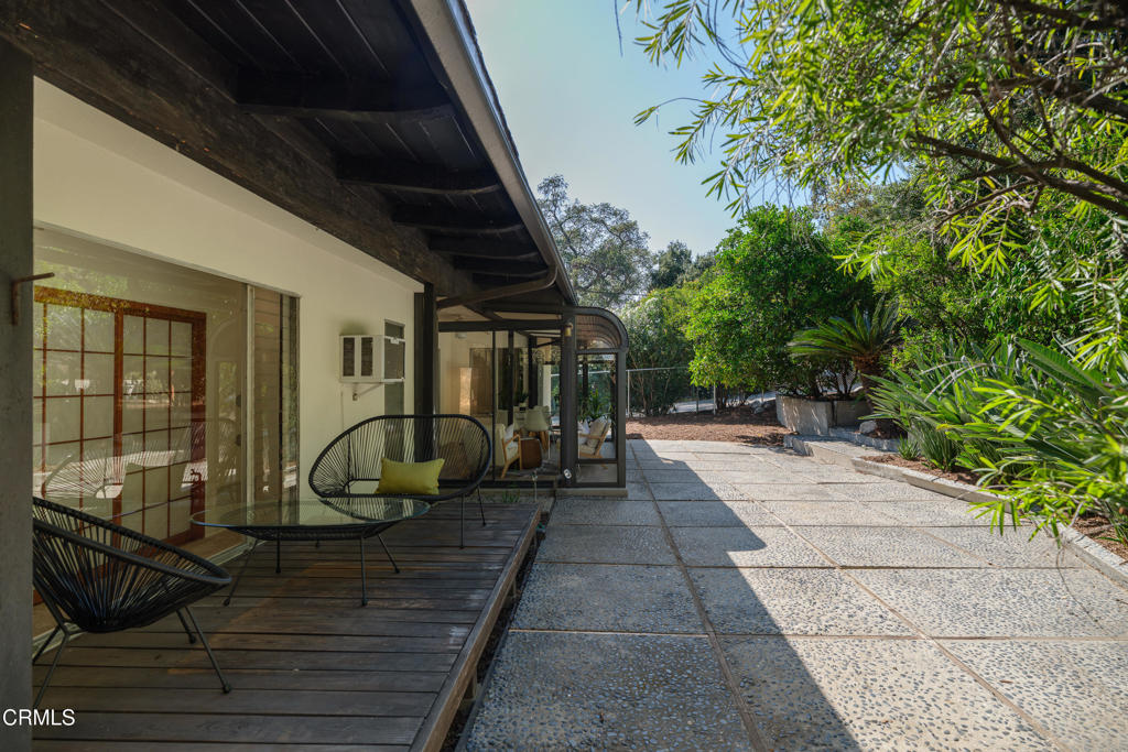 3271 New York Drive