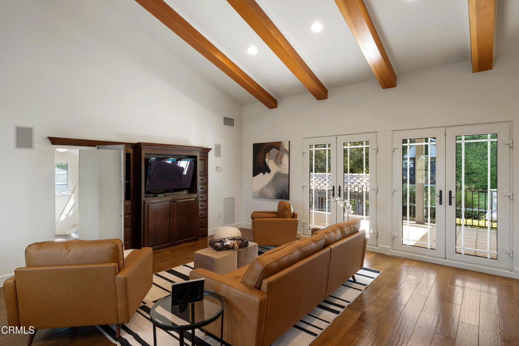 1517 Olive Lane
