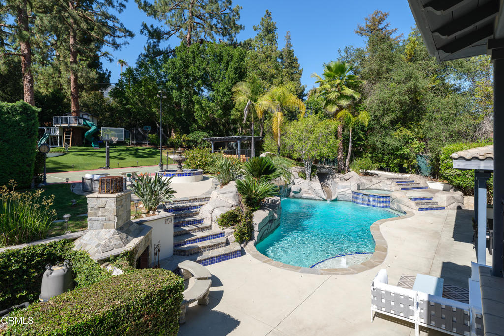 1517 Olive Lane