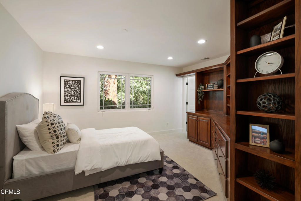 1517 Olive Lane
